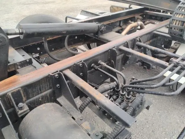 いすゞ エルフ KC-NPR70PV(2WD)の写真38