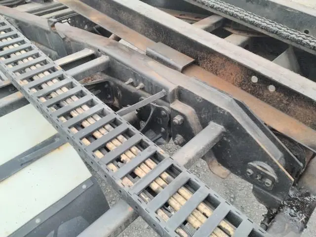 いすゞ エルフ KC-NPR70PV(2WD)の写真40