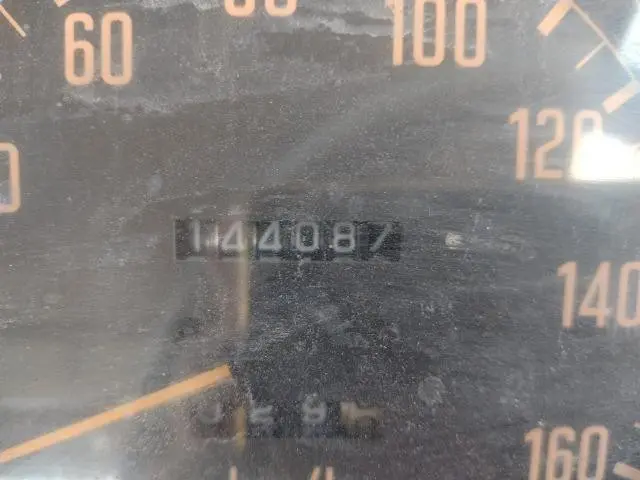 いすゞ エルフ KC-NKR66ED(2WD)の写真11