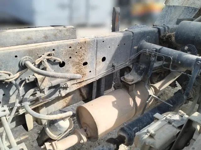 いすゞ エルフ KC-NKR66ED(2WD)の写真28