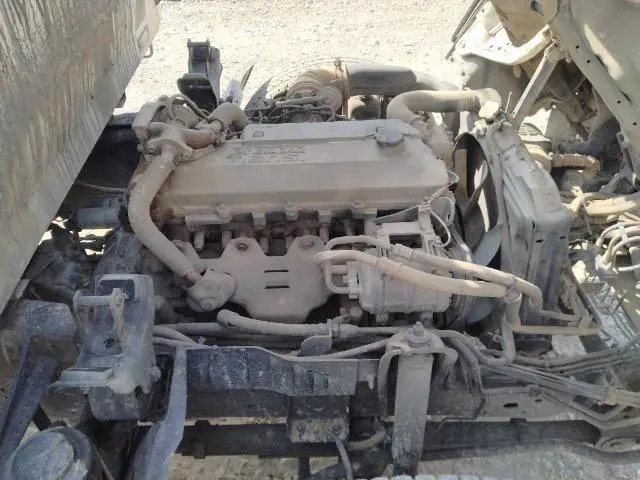 いすゞ エルフ KC-NKR66ED(2WD)の写真31