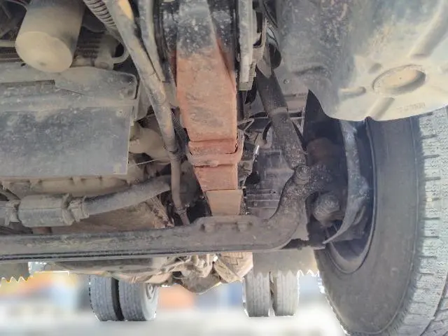 いすゞ エルフ KC-NKR66ED(2WD)の写真34