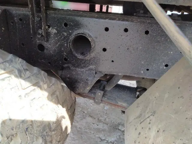 いすゞ エルフ KC-NKR66ED(2WD)の写真40