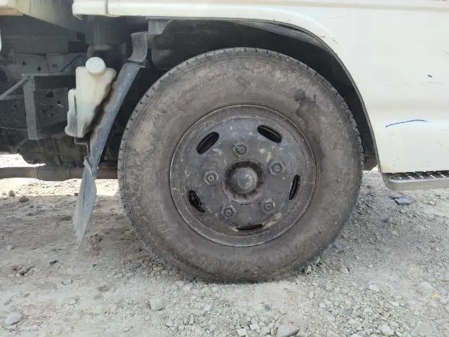 いすゞ エルフ KC-NKR66ED(2WD)の写真44