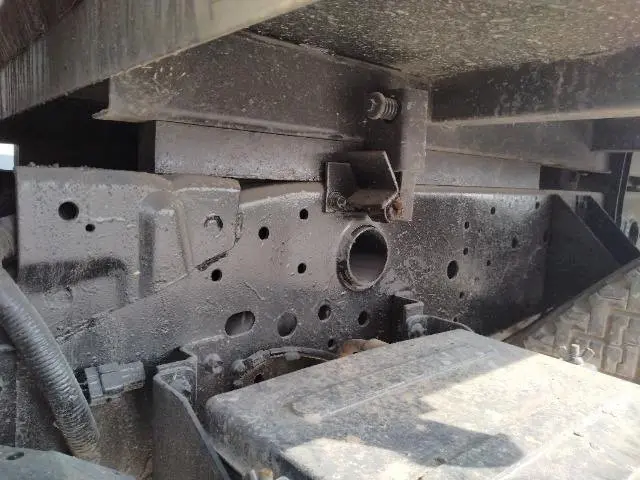 いすゞ エルフ KC-NKR66ED(2WD)の写真47