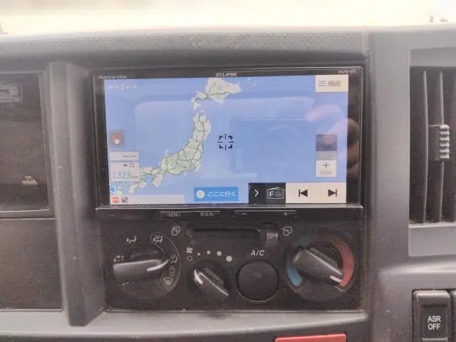 いすゞ エルフ TRG-NJR85A(2WD)の写真7