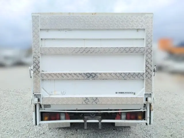 いすゞ エルフ TRG-NJR85A(2WD)の写真24