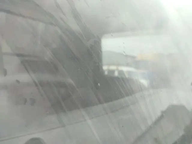 いすゞ エルフ TRG-NJR85A(2WD)の写真34