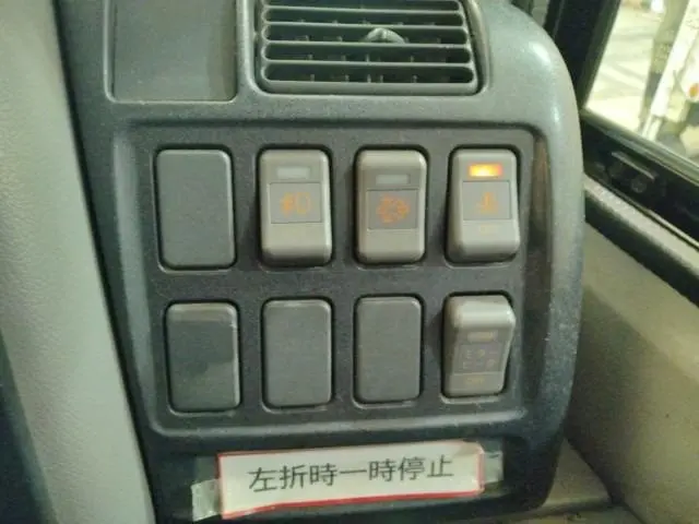 日野 メルファ BDG-RR7JJBA(2WD)の写真12