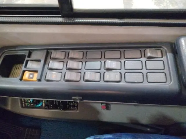 日野 メルファ BDG-RR7JJBA(2WD)の写真13