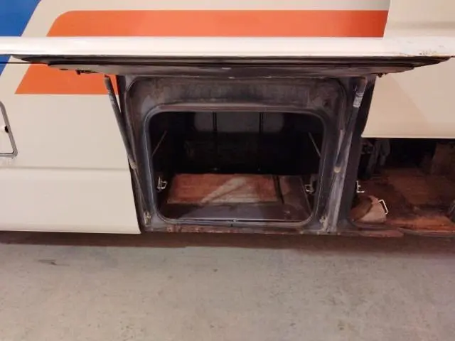 日野 メルファ BDG-RR7JJBA(2WD)の写真34