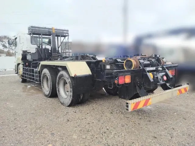 ＵＤ クオン ADG-CW4YL(2WD)の写真6