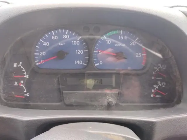 ＵＤ クオン ADG-CW4YL(2WD)の写真13