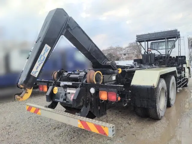 ＵＤ クオン ADG-CW4YL(2WD)の写真20