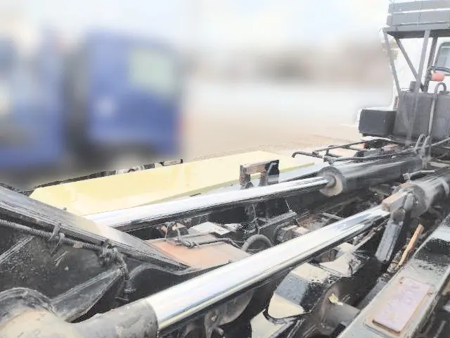 ＵＤ クオン ADG-CW4YL(2WD)の写真22