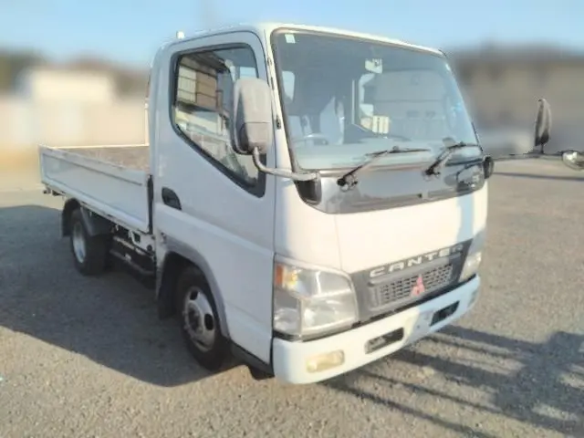 三菱 キャンターガッツ KG-FB70AA(2WD)の写真4