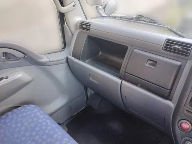 三菱 キャンターガッツ KG-FB70AA(2WD)の写真8