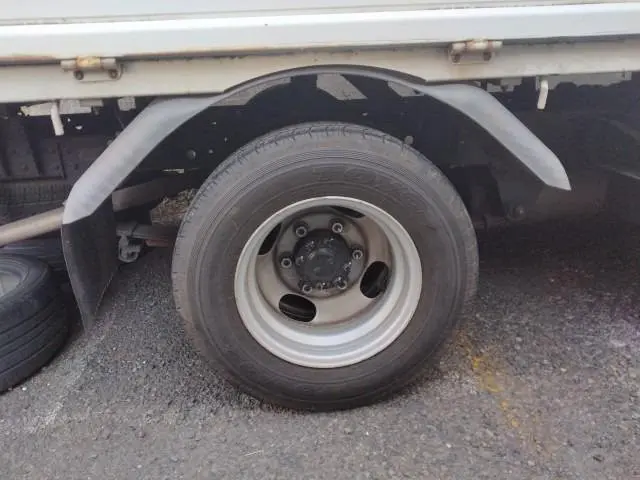 三菱 キャンターガッツ KG-FB70AA(2WD)の写真38