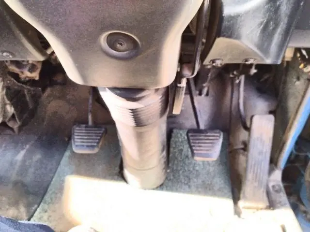 いすゞ エルフ KC-NKR66ED(2WD)の写真12