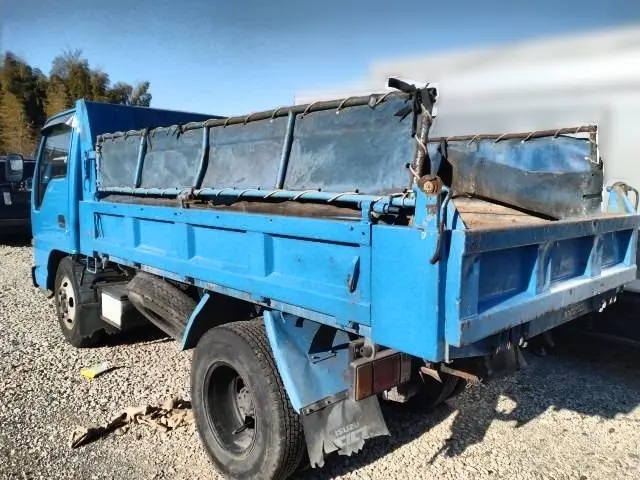 いすゞ エルフ KC-NKR66ED(2WD)の写真19