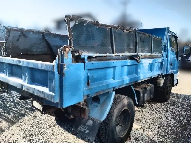 いすゞ エルフ KC-NKR66ED(2WD)の写真22