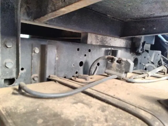 いすゞ エルフ KC-NKR66ED(2WD)の写真33