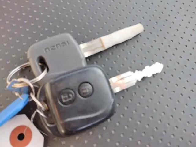 いすゞ フォワード 2RG-FRR90S2(2WD)の写真7