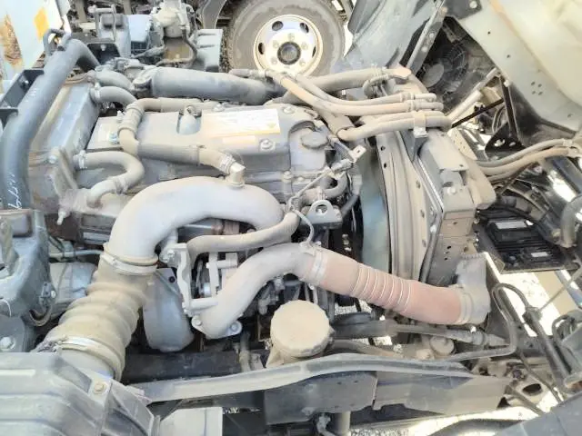 いすゞ フォワード 2RG-FRR90S2(2WD)の写真23