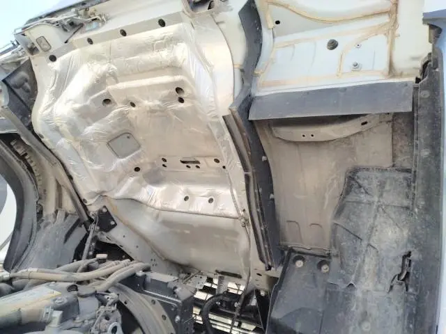 いすゞ フォワード 2RG-FRR90S2(2WD)の写真24