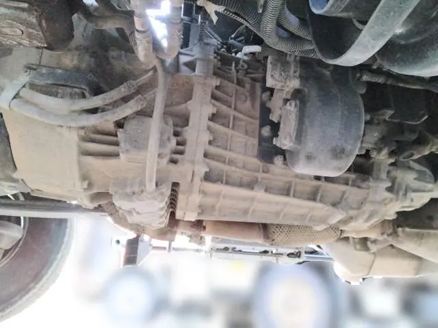 いすゞ フォワード 2RG-FRR90S2(2WD)の写真33