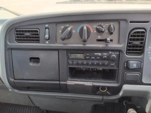 三菱 キャンター KC-FE637E(2WD)の写真8