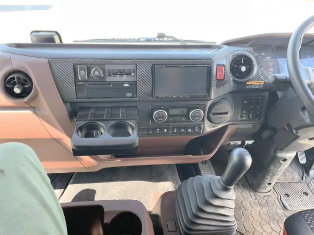 日野 レンジャー 2KG-FE2ACA(2WD)の写真8