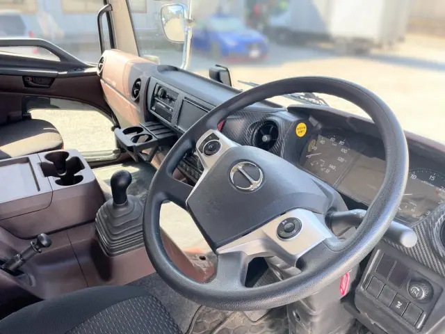 日野 レンジャー 2KG-FE2ACA(2WD)の写真16