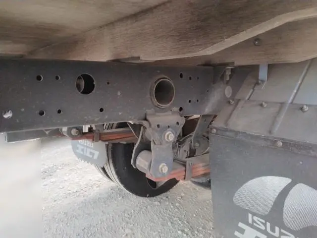 いすゞ エルフ KC-NKR71ER(2WD)の写真32