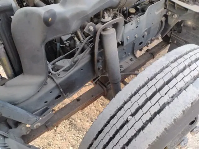 いすゞ エルフ KC-NKR71ER(2WD)の写真37