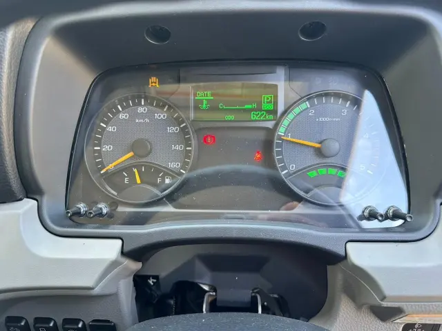 三菱 キャンター 2RG-FEA20(2WD)の写真11