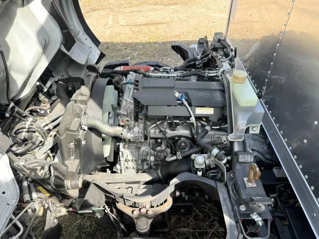 三菱 キャンター 2RG-FEA20(2WD)の写真20