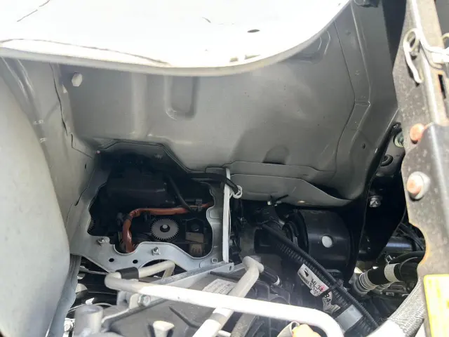 三菱 キャンター 2RG-FEA20(2WD)の写真26