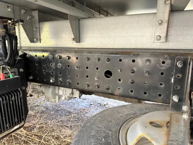 三菱 キャンター 2RG-FEA20(2WD)の写真33