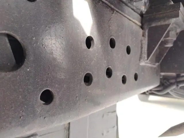 いすゞ エルフ BKG-NKR85AN(2WD)の写真38