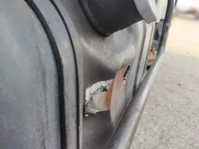 いすゞ エルフ BKG-NKR85AN(2WD)の写真41