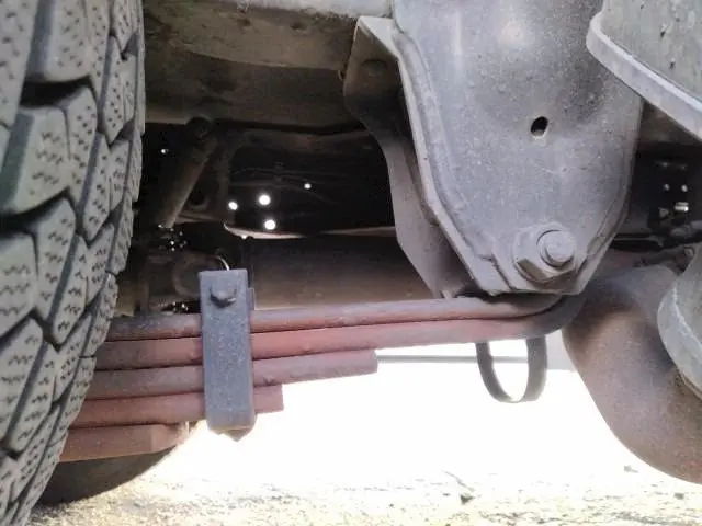 いすゞ エルフ BKG-NKR85AN(2WD)の写真44