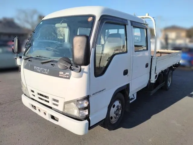 いすゞ エルフ PB-NKR81AR(2WD)の写真3