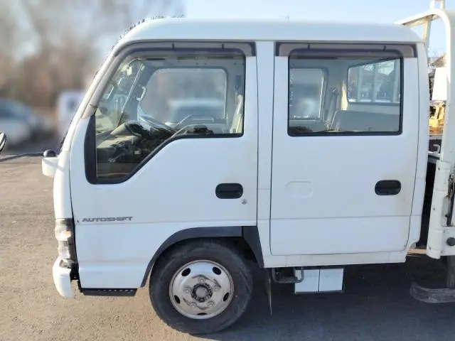 いすゞ エルフ PB-NKR81AR(2WD)の写真20