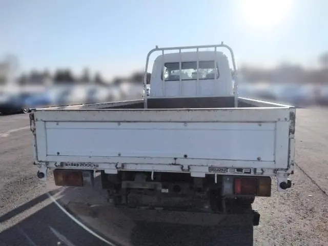 いすゞ エルフ PB-NKR81AR(2WD)の写真23