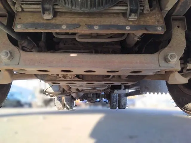 いすゞ エルフ PB-NKR81AR(2WD)の写真28