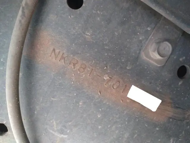 いすゞ エルフ PB-NKR81AR(2WD)の写真40