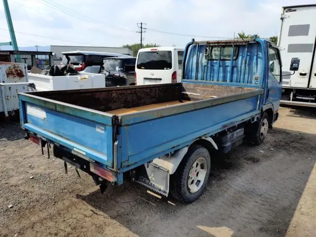 三菱 キャンター KC-FE507B(2WD)の写真4