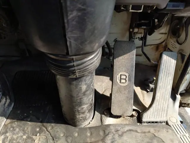 いすゞ フォワード ADG-FRR90C3S(2WD)の写真10