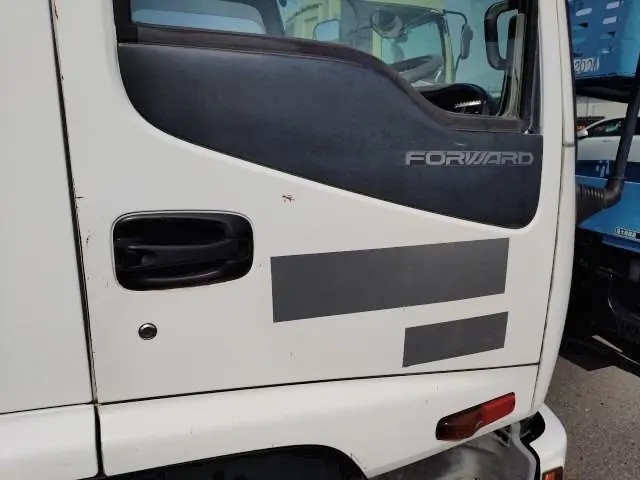 いすゞ フォワード ADG-FRR90C3S(2WD)の写真17